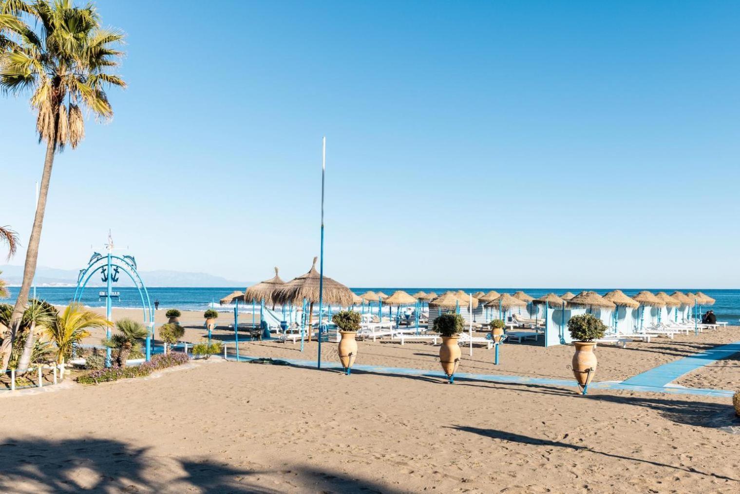 Primera Linea Del Mar - Acceso Directo Playa Carihuela Torremolinos Exterior photo