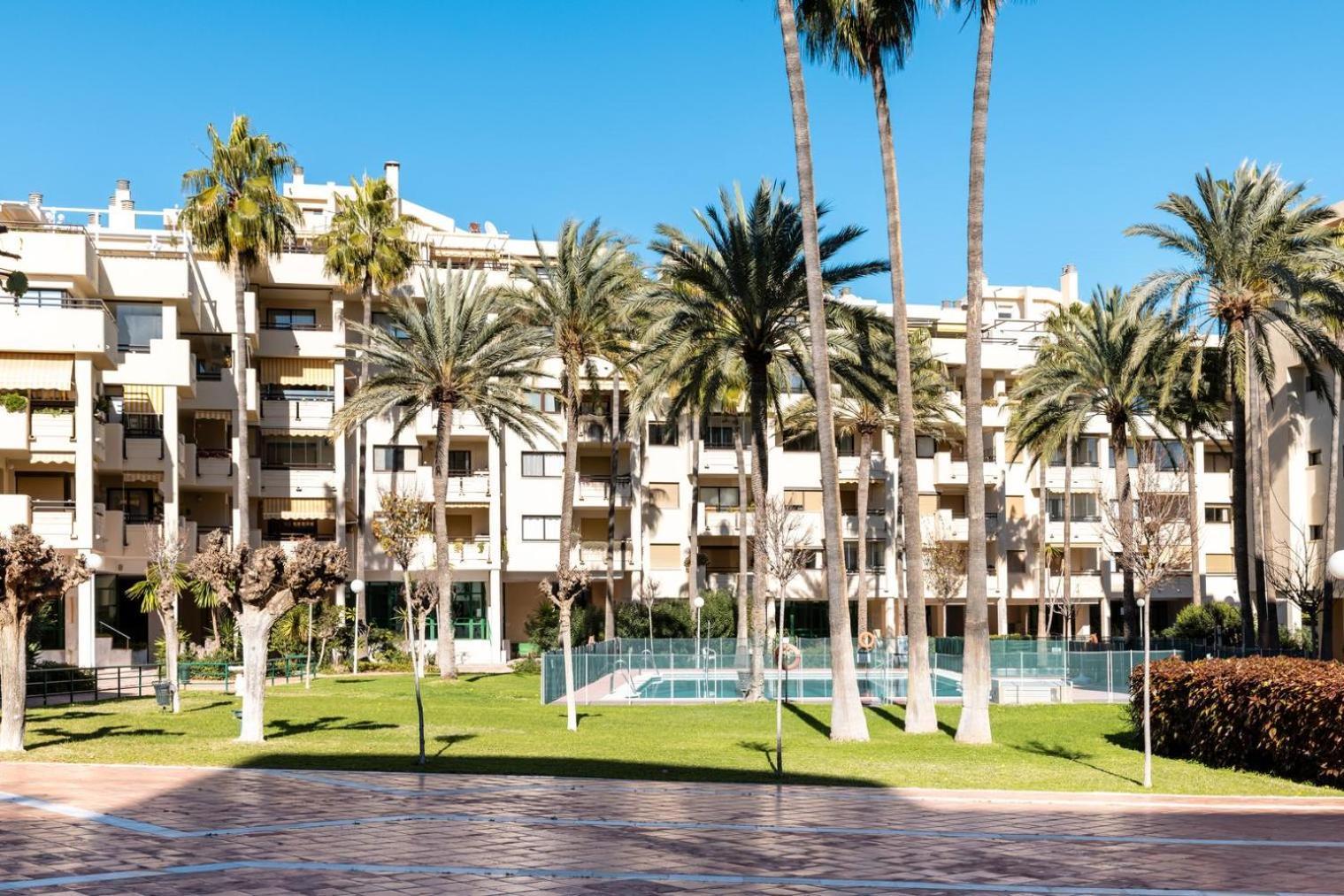 Primera Linea Del Mar - Acceso Directo Playa Carihuela Torremolinos Exterior photo