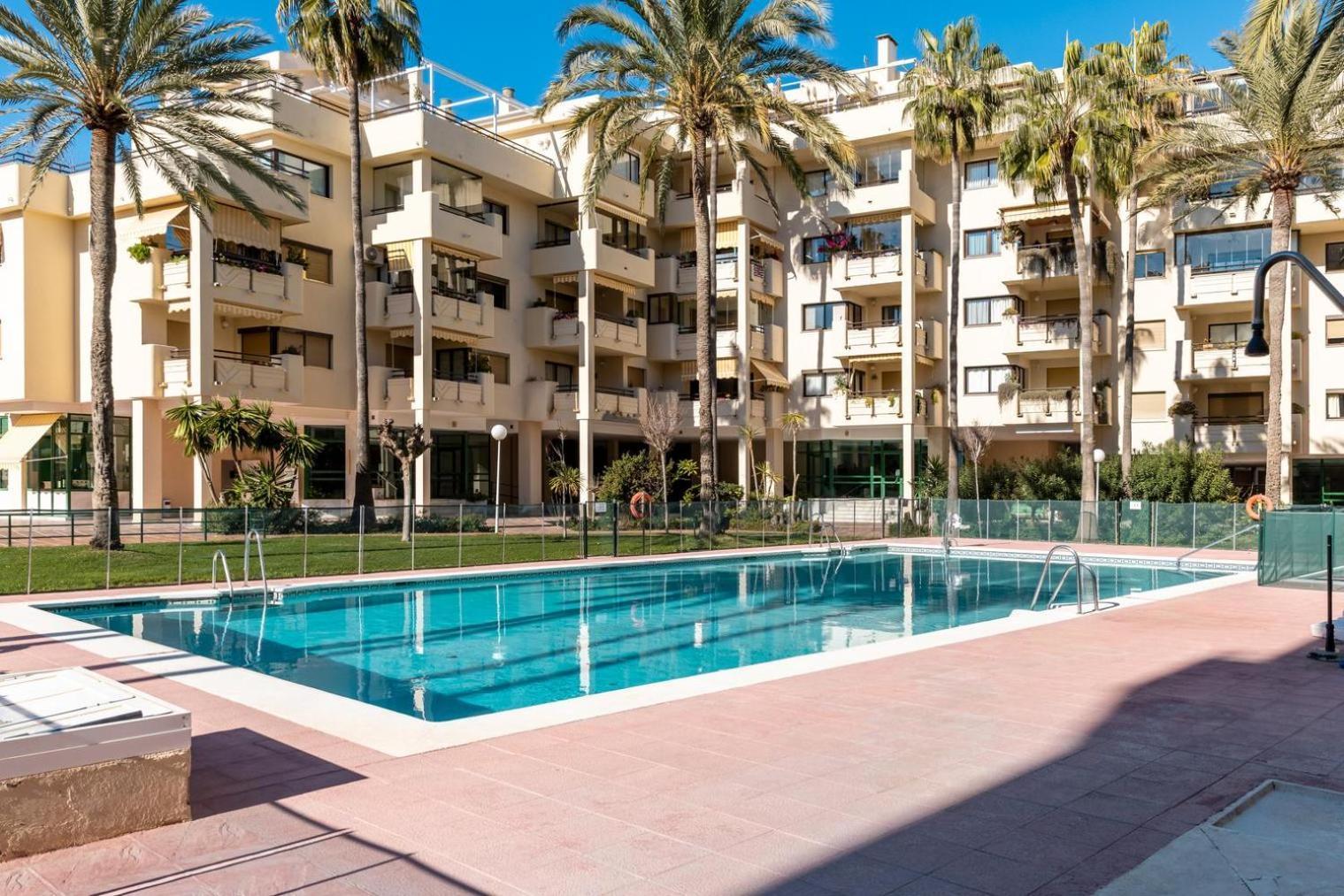 Primera Linea Del Mar - Acceso Directo Playa Carihuela Torremolinos Exterior photo