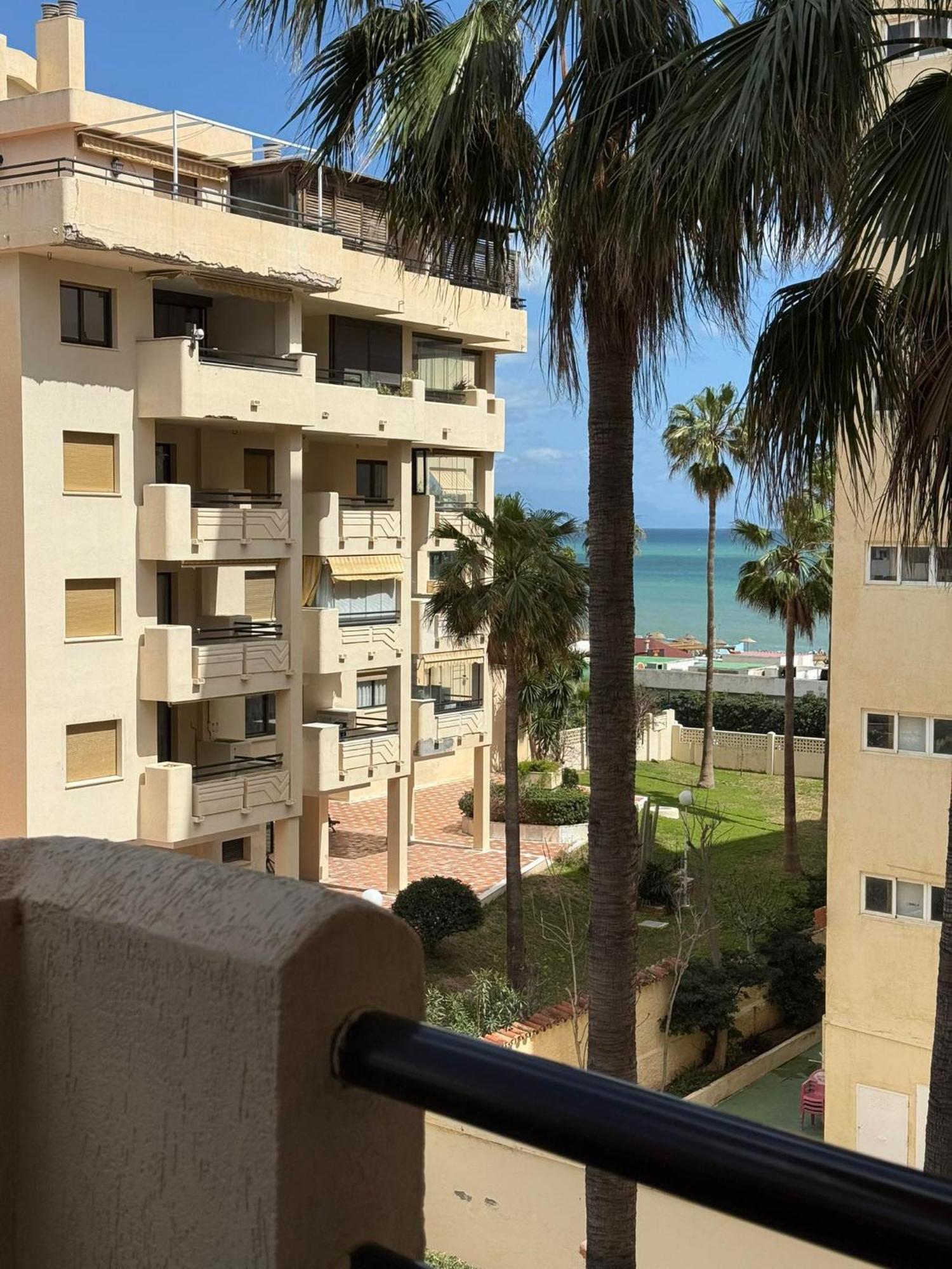 Primera Linea Del Mar - Acceso Directo Playa Carihuela Torremolinos Exterior photo