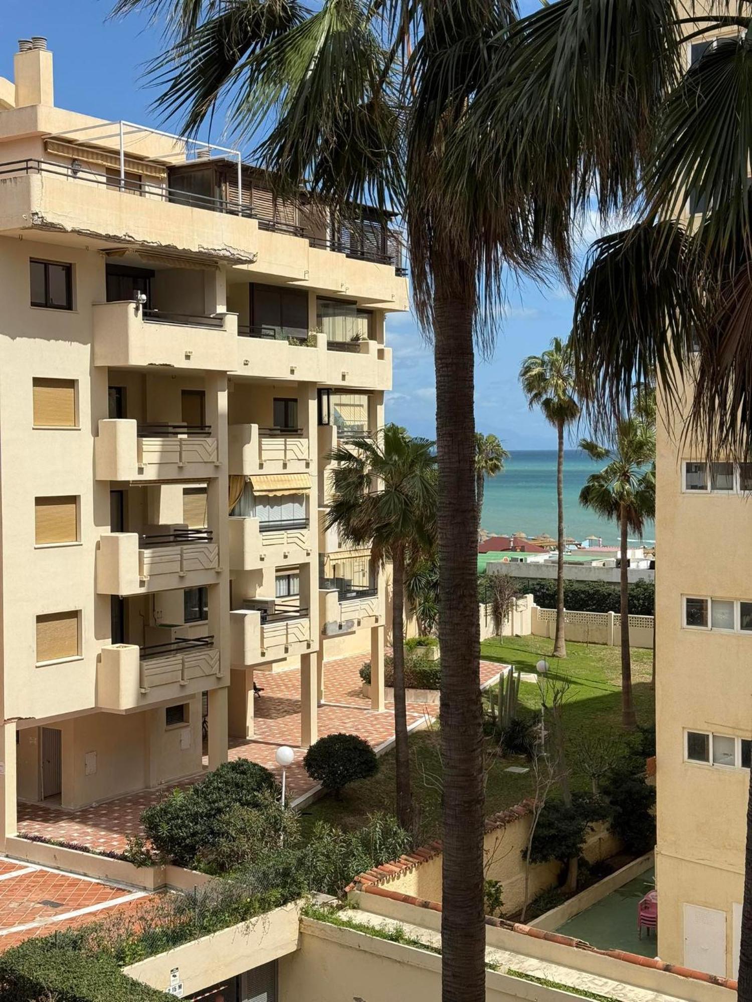 Primera Linea Del Mar - Acceso Directo Playa Carihuela Torremolinos Exterior photo